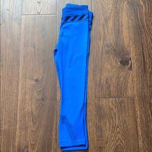 Lululemon Inspire Crop Size 2